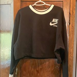 Reversible Nike Sportswear Cropped Crewneck